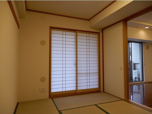 aLATO白壁東の和室