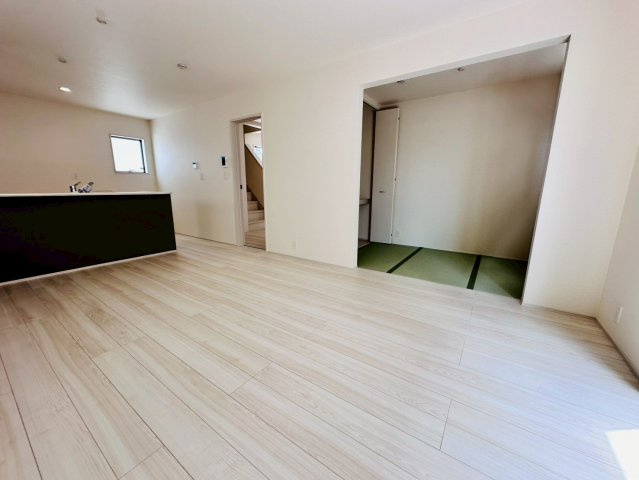 ■■うるま市前原-5号棟（全10棟）の洋室
