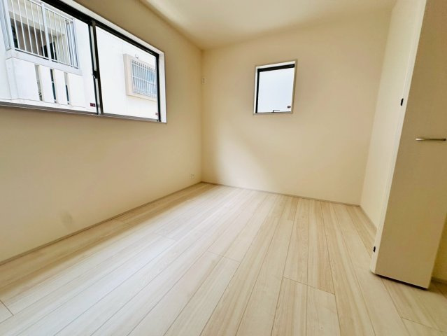 ■■うるま市前原-5号棟（全10棟）の洋室