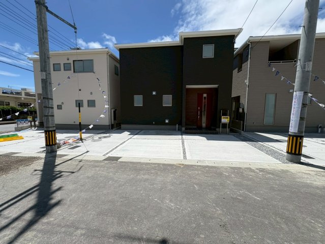 ■■うるま市前原-2号棟（全10棟）の外観|建物外観を気になさる方へ、見た目の良い物件です