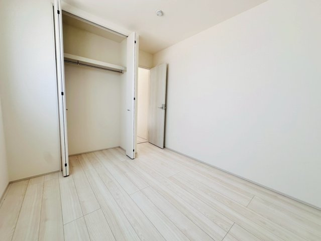 ■■うるま市前原-8号棟（全10棟）の洋室