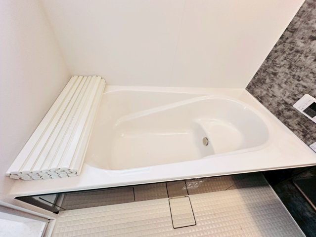 ■■うるま市前原-4号棟（全10棟）の浴室|コンパクトで使いやすいお風呂です