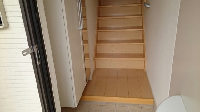 シンプルで使いやすい玄関です