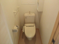 ゆったりとした空間のトイレです