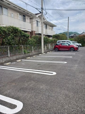 【駐車場】 | ラ・カサ・デル・スエーニョⅡ