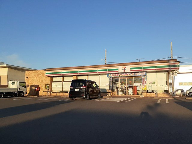 セブンイレブン富津青堀駅前店まで800m