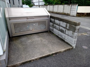 ゴミ捨て場