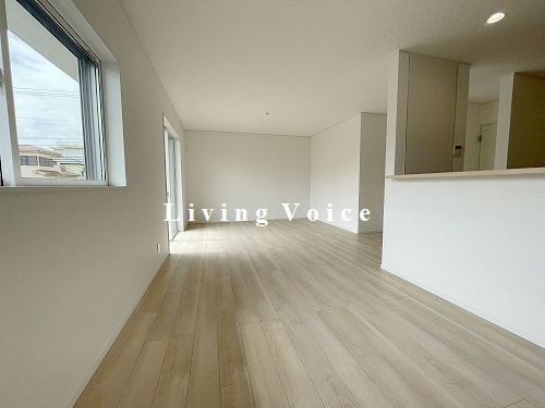 【玄関】 | 【仲介手数料０円】平塚市御殿第18　新築一戸建て　全8棟 | 平塚市御殿第18　新築一戸建て　全8棟