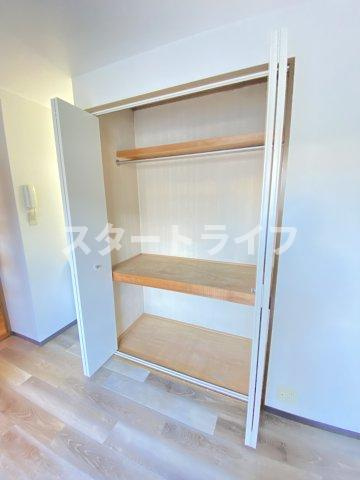 大阪市淀川区宮原２丁目の賃貸マンションの収納