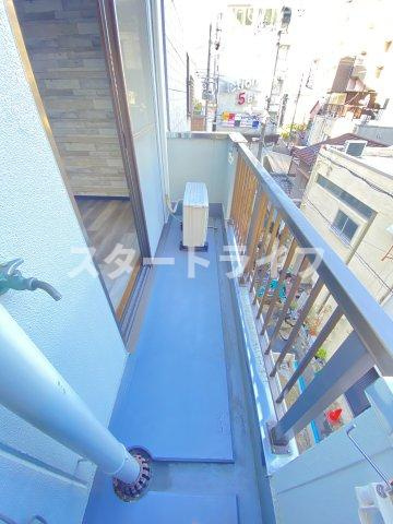 大阪市淀川区宮原２丁目の賃貸マンションのバルコニー