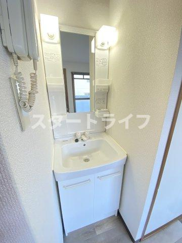 大阪市淀川区宮原２丁目の賃貸マンションの洗面所