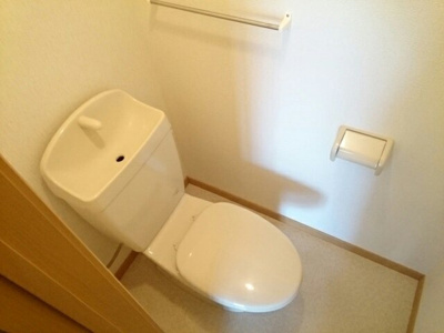 【トイレ】 | ヴィアーレ２ | 清潔感のあるトイレです