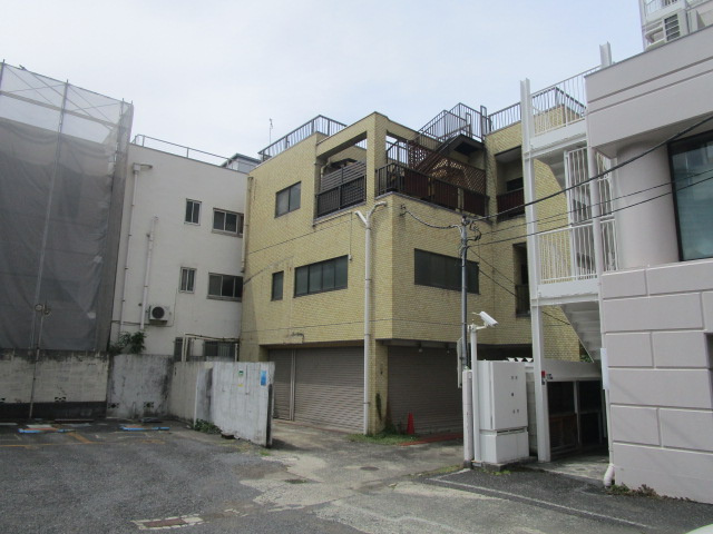 港区南青山２丁目のビル