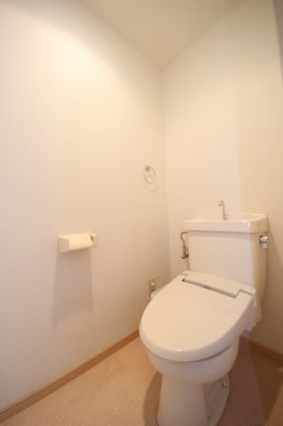 レジデンス大森　Bのトイレ|シンプルで使いやすいトイレです
