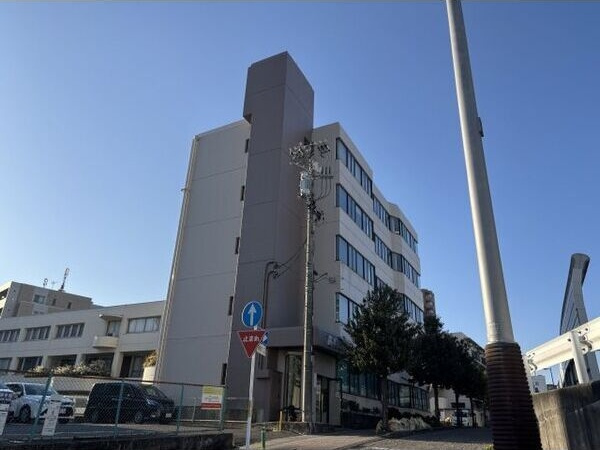 髙帆ビル