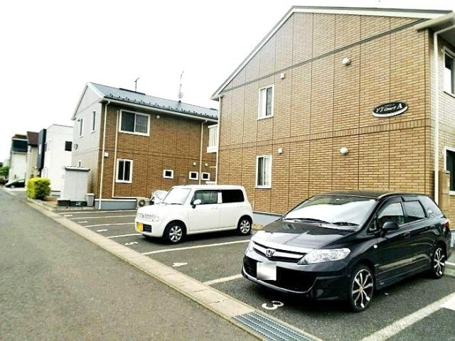 Ｙ'Ｓ コート　Ａの駐車場