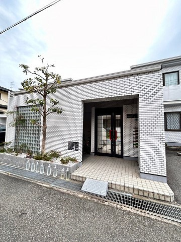 メゾン・ド・甲子園二番町の外観