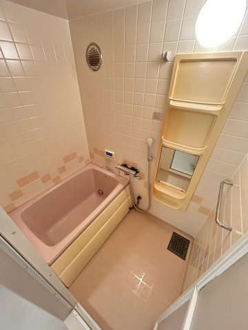 住吉台東住宅3号棟の浴室