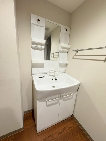 エバーグレイス西宮Ⅰの洗面所