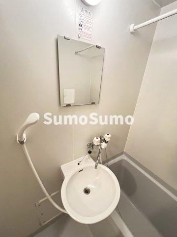 レオパレスオービラージュの洗面所