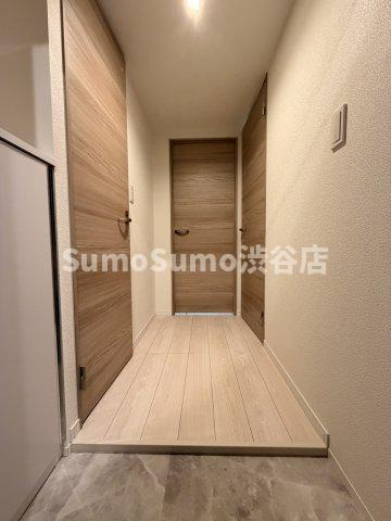 GRAN　PASEO下北沢Ⅲの玄関|シンプルで使いやすい玄関です