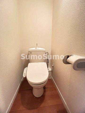 レオパレスル・コントワールⅡのトイレ|コンパクトで使いやすいトイレです