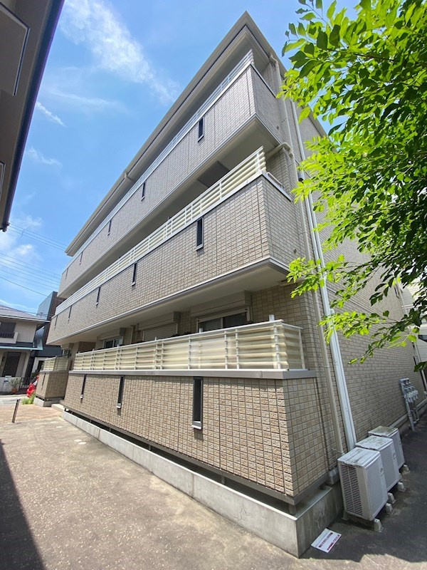 MONASO甲子園口の外観