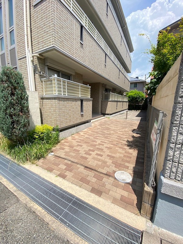 MONASO甲子園口の外観