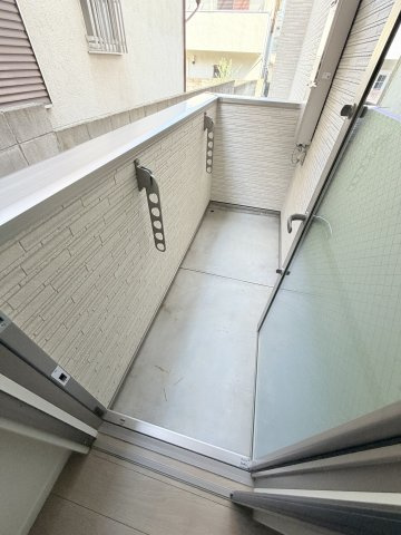 ALEGRIA高速長田のバルコニー