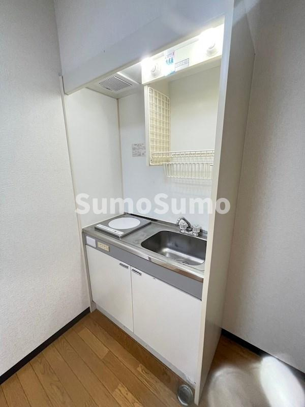 サンパレス北浦のキッチン|コンパクトなキッチンで掃除もラクラク