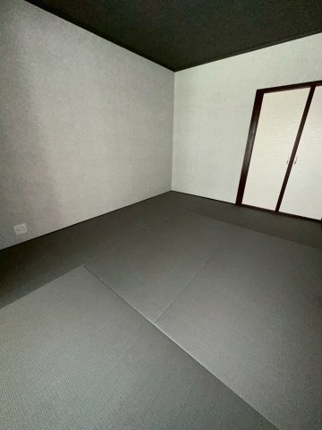 岡本エクセルの和室