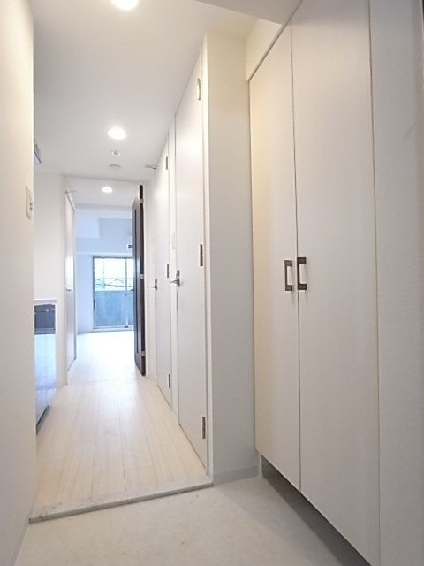 エスリード神戸元町ヒルズの玄関