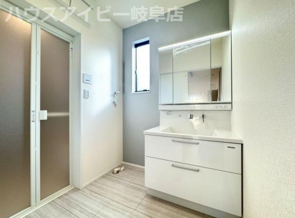 【独立洗面台】の画像