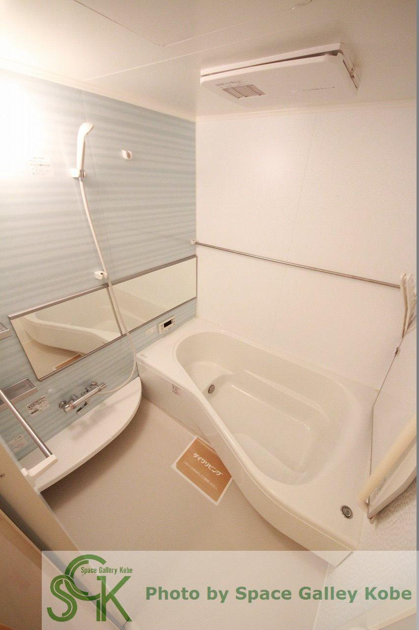 サンライズミナミの浴室|※お部屋により仕様が異なる場合があります。
