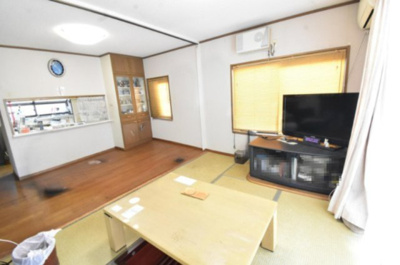 【居間・リビング】 | 鹿屋市今坂町　中古戸建 | ※一部、AI家具消し使用