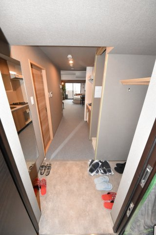 Uresidence Temmabashiの玄関
