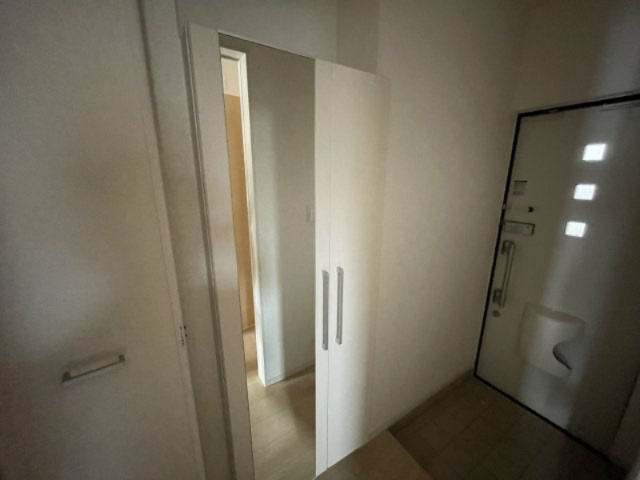 アカンサスⅣの内装|別号室の写真となります