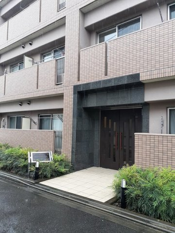 グランシャンのエントランス