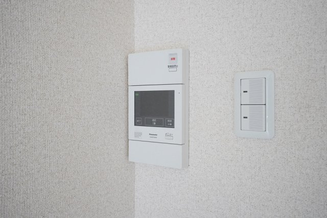 グランドコート八幡山のセキュリティ|モニター付オートロック