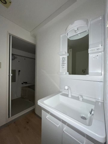 杉並区上荻４丁目の賃貸マンションの洗面所