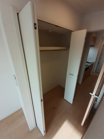 キングキャッスル　弐番館の収納|たっぷりとした収納スペースです