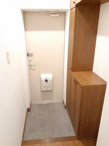 ブランシェ壱番館の玄関|シンプルで使いやすい玄関です