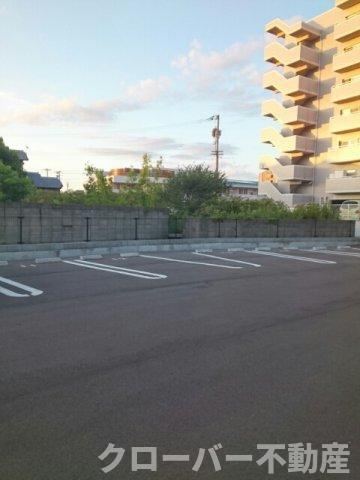 アモーレ今津Ⅰの駐車場