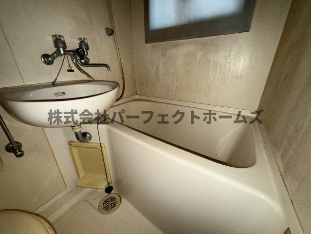 多田ハイツの浴室|コンパクトで使いやすいお風呂です