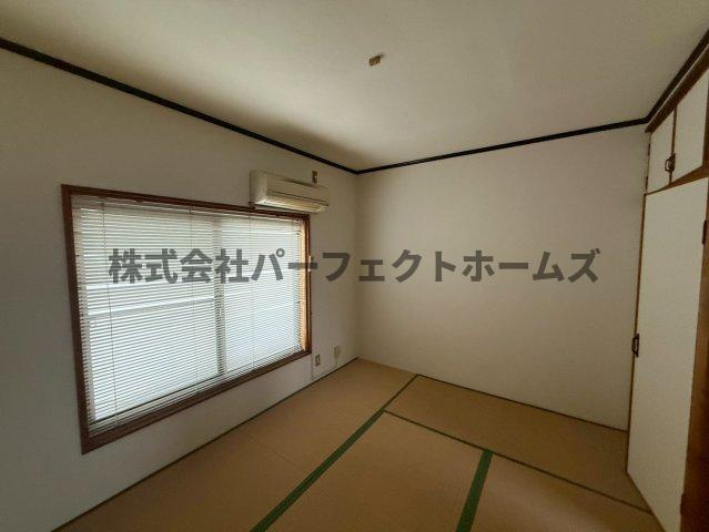 多田ハイツの和室|畳の上でゆっくりとくつろげる和室です