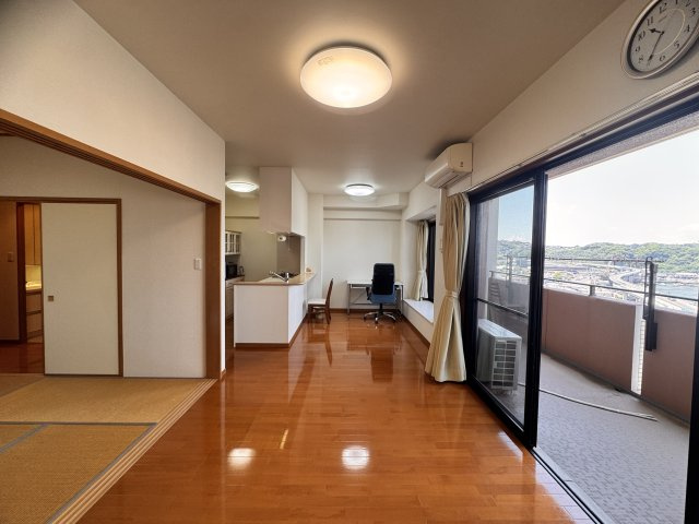 アプローズ佐世保駅弐番館の居間・リビング