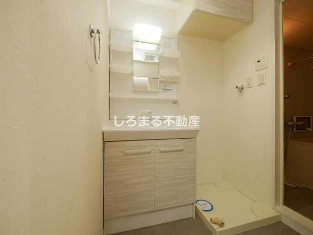 ZEUS難波CUBEの独立洗面台