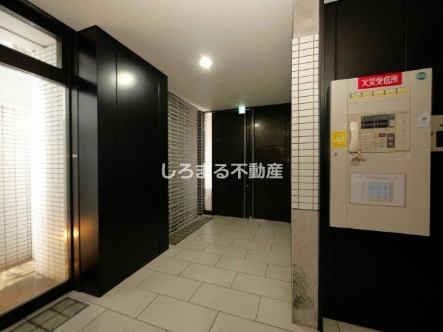 ZEUS難波CUBEのエントランス