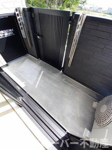 ヴィオレットのバルコニー