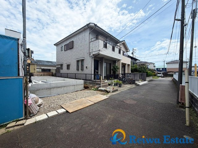 新築戸建　茅ヶ崎市南湖5丁目の前面道路含む現地写真